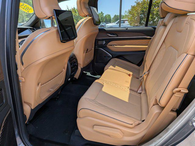 2025 Jeep Grand Cherokee L Summit 4x4