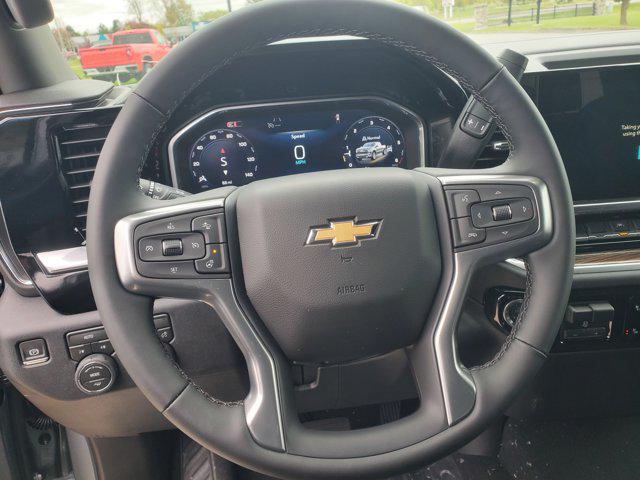 2026 Chevrolet Silverado 1500 4WD Crew Cab Short Bed LT with 2FL