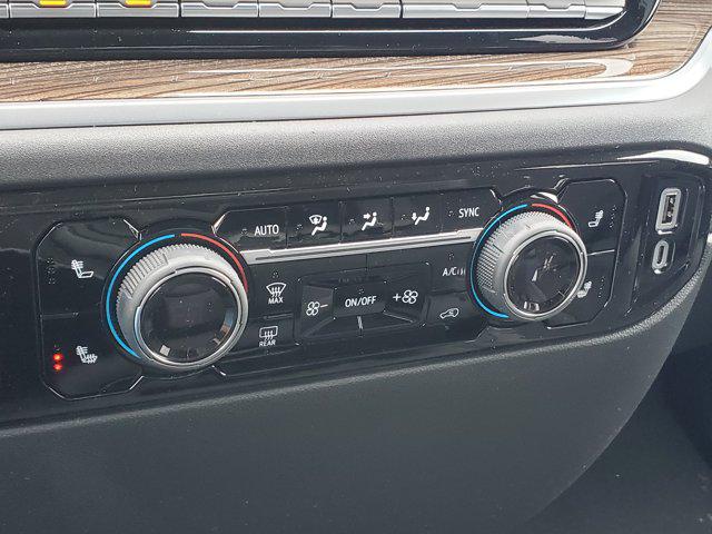 2026 Chevrolet Silverado 1500 4WD Crew Cab Short Bed LT with 2FL