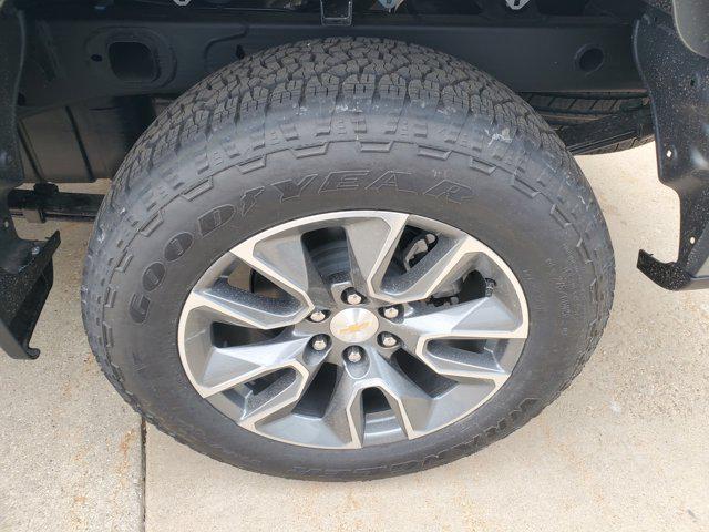 2026 Chevrolet Silverado 1500 4WD Crew Cab Short Bed LT with 2FL
