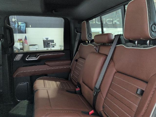 2026 GMC Sierra 2500HD Crew Cab, Standard Bed, Denali Ultimate, 4WD