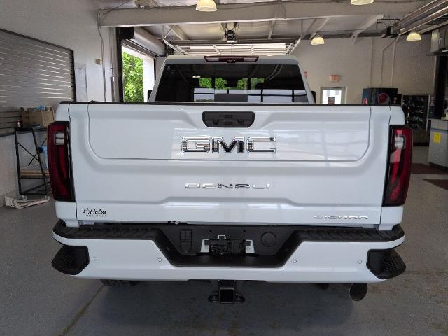 2026 GMC Sierra 2500HD Crew Cab, Standard Bed, Denali Ultimate, 4WD