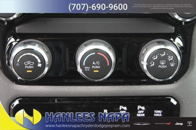 2026 Ram 1500 Express Crew Cab 4x4 5'7" Box