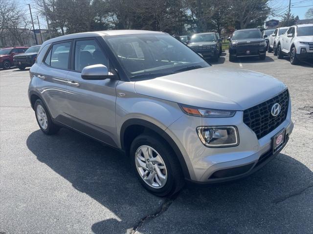 2023 Hyundai Venue SE