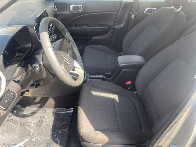 2023 Hyundai Venue SE