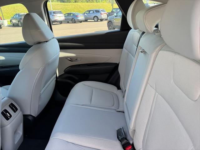 2026 Hyundai Tucson Hybrid Blue SE