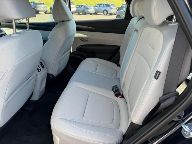 2026 Hyundai Tucson Hybrid Blue SE