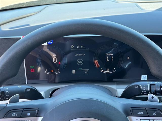 2026 Hyundai Tucson Hybrid Blue SE