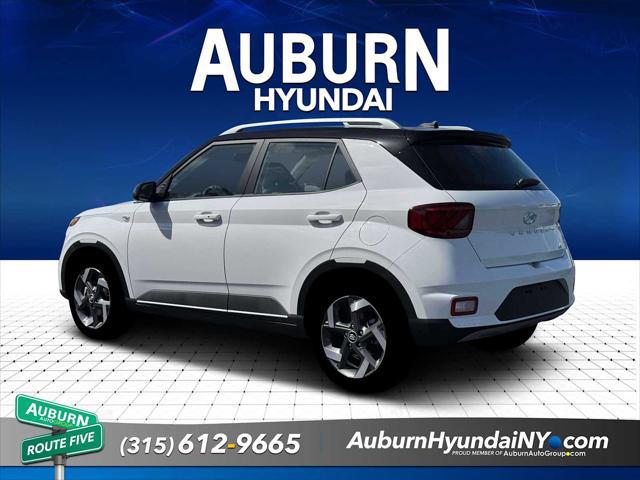 2026 Hyundai Venue SEL w/Two-Tone Roof