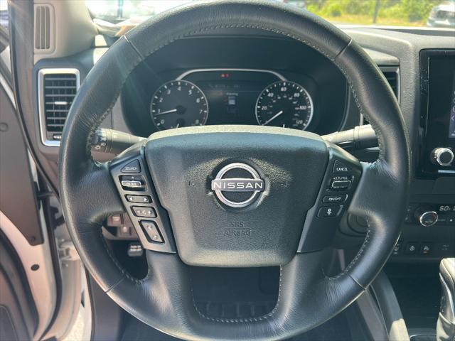 2024 Nissan Frontier Crew Cab SL 4x2