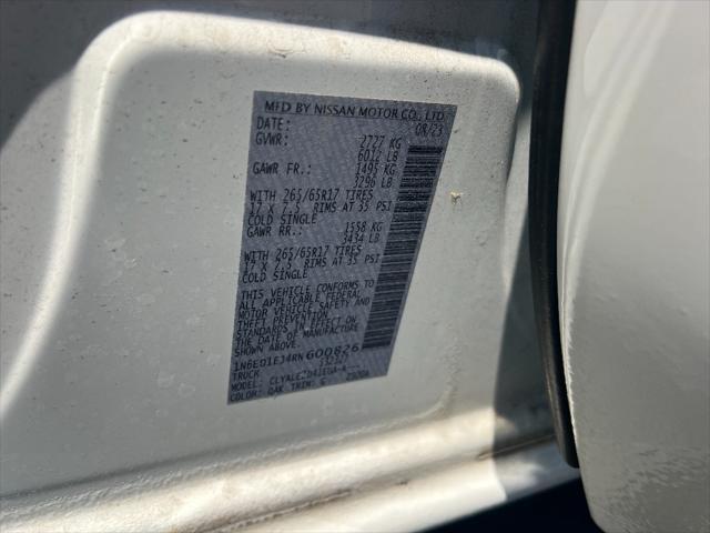 2024 Nissan Frontier Crew Cab SL 4x2