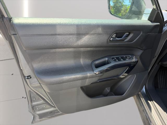2024 Nissan Pathfinder SV FWD
