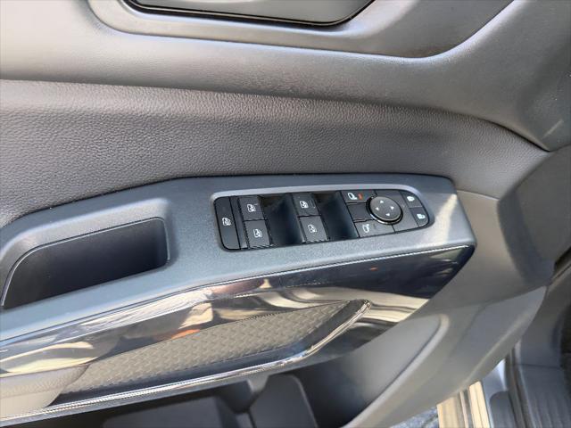 2024 Nissan Pathfinder SV FWD