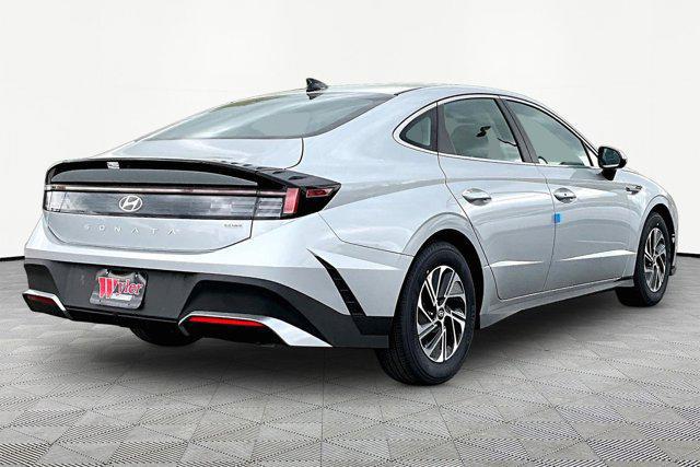 2026 Hyundai Sonata Hybrid Blue