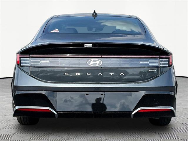 2026 Hyundai Sonata Hybrid SEL