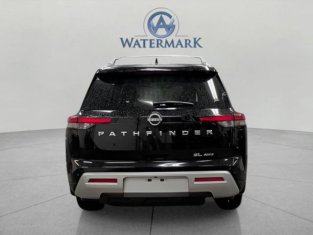2025 Nissan Pathfinder SL 4WD