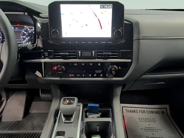2025 Nissan Pathfinder SL 4WD