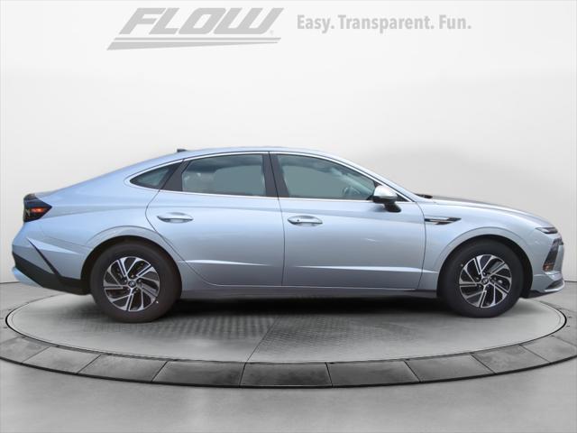 2026 Hyundai Sonata Hybrid Blue
