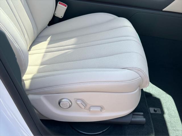 2026 Genesis GV80 2.5T Select AWD