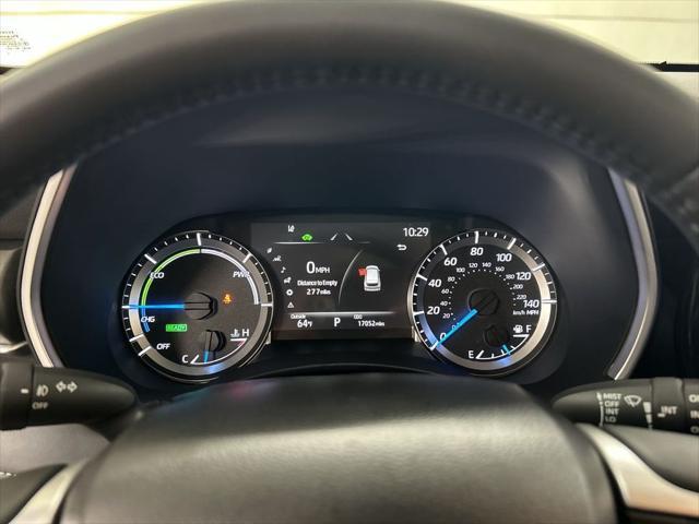 2025 Toyota Highlander Hybrid XLE Nightshade