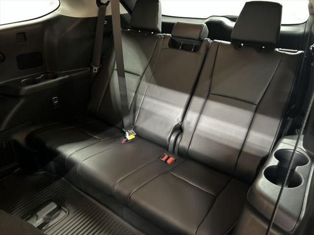 2025 Toyota Highlander Hybrid XLE Nightshade