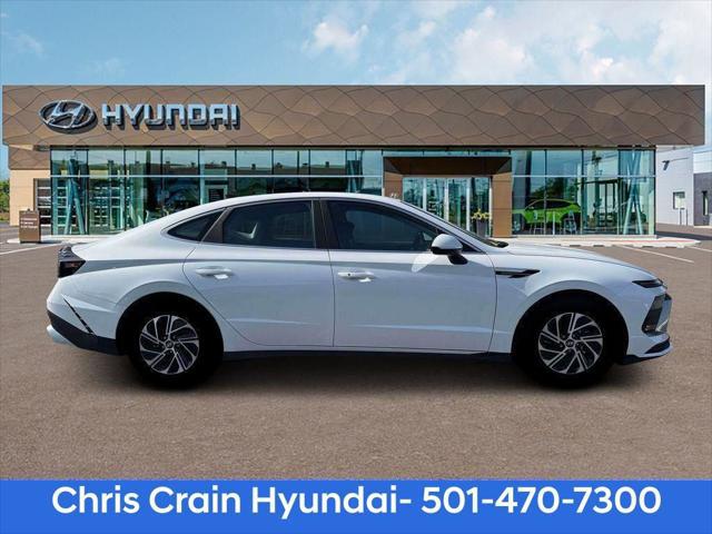 2026 Hyundai Sonata Hybrid Blue