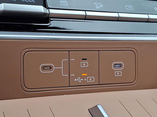 2026 Hyundai Santa Fe Hybrid Limited 7P
