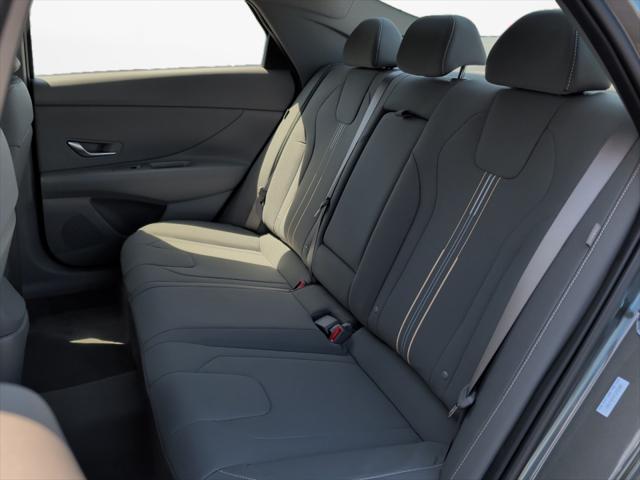 2026 Hyundai Elantra SEL Sport Premium