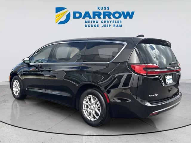 2027 Chrysler Pacifica PACIFICA SELECT