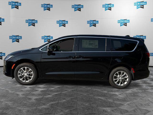 2027 Chrysler Pacifica PACIFICA SELECT AWD