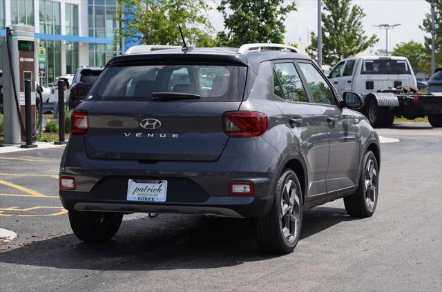 2026 Hyundai Venue SEL w/Two-Tone Roof