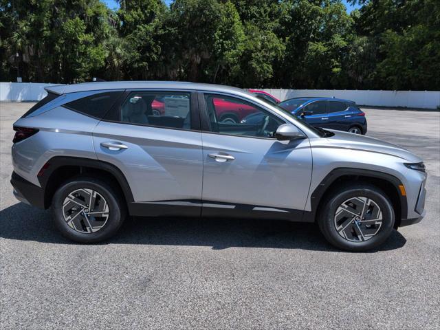 2026 Hyundai Tucson Hybrid Blue SE