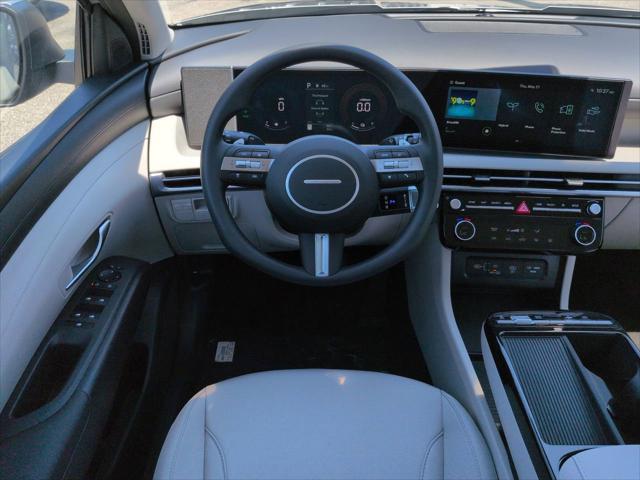 2026 Hyundai Tucson Hybrid Blue SE