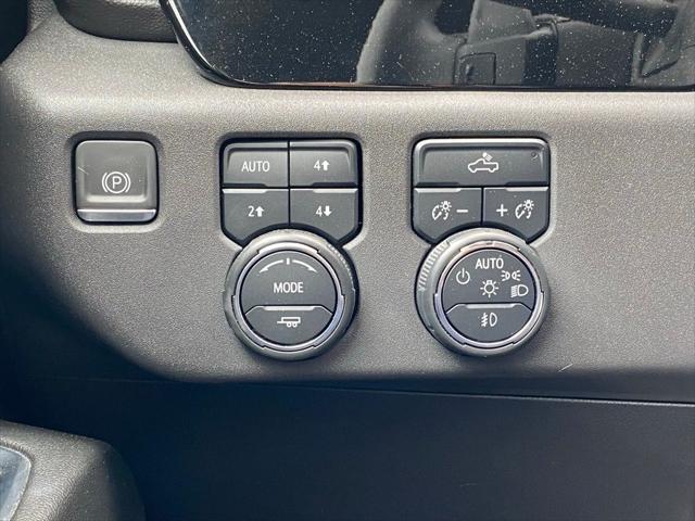 2024 Chevrolet Silverado 1500 4WD Crew Cab Short Bed LT Trail Boss