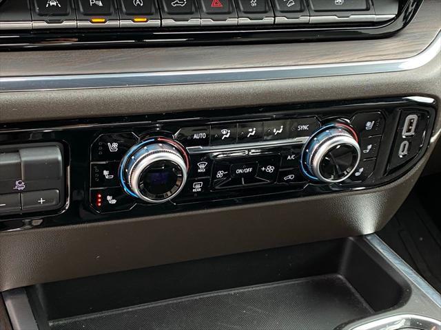 2024 GMC Sierra 1500 4WD Crew Cab Short Box SLT