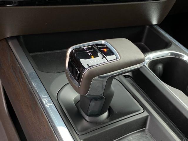 2024 GMC Sierra 1500 4WD Crew Cab Short Box SLT