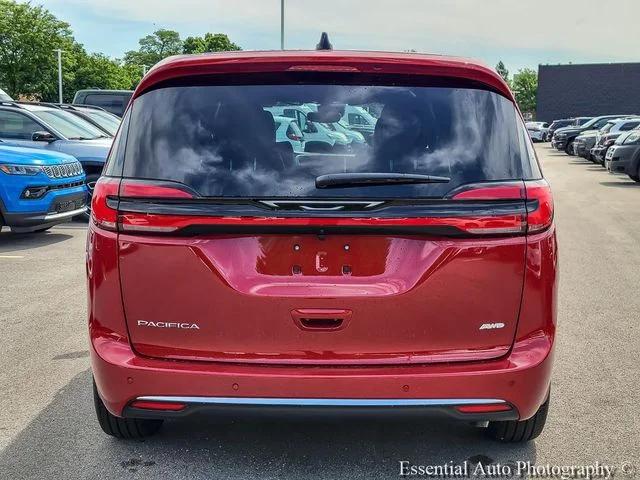 2027 Chrysler Pacifica Select AWD