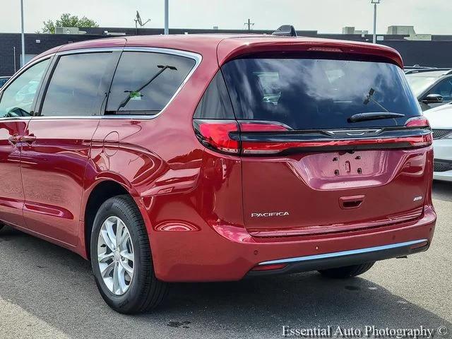 2027 Chrysler Pacifica Select AWD