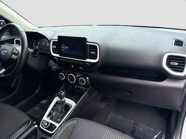 2024 Hyundai Venue Limited