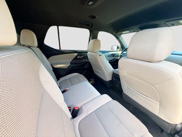 2022 Chevrolet Traverse FWD LS