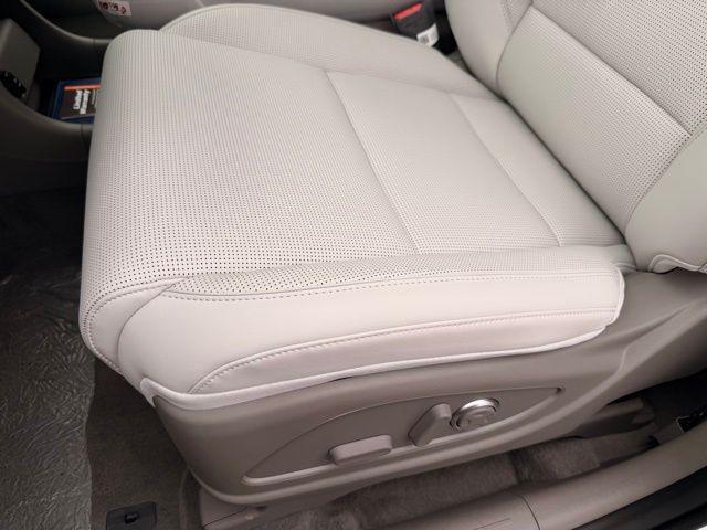 2026 Hyundai Palisade Blue SEL Premium 8P