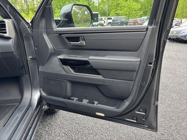 2026 Toyota Tundra Limited CrewMax 6.4' Bed