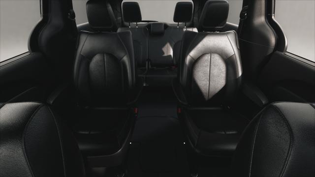 2027 Chrysler Pacifica PACIFICA SELECT