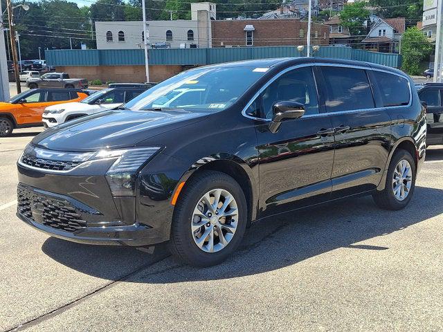 2027 Chrysler Pacifica PACIFICA SELECT AWD
