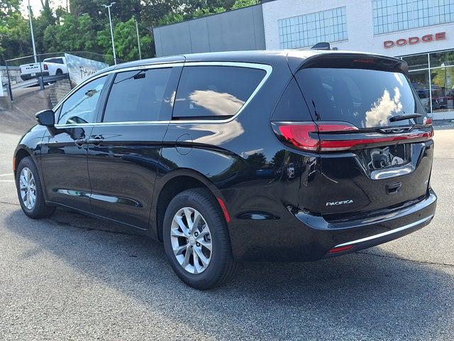 2027 Chrysler Pacifica PACIFICA SELECT AWD