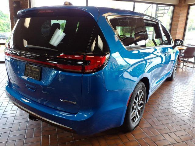 2027 Chrysler Pacifica PACIFICA LIMITED