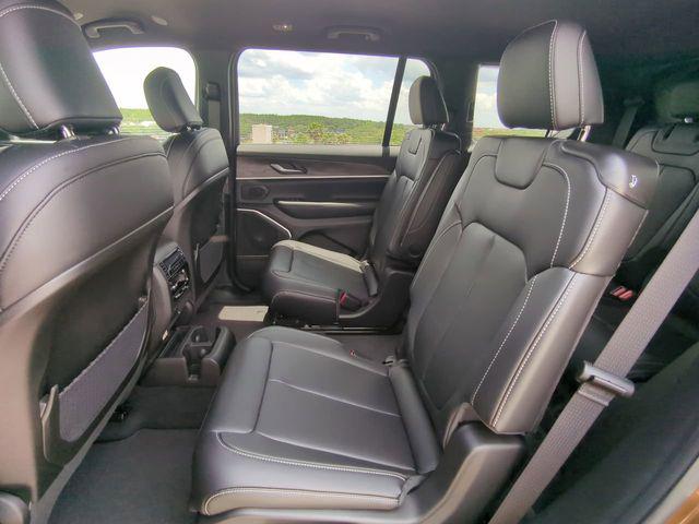 2026 Jeep Grand Cherokee L Limited 4x2