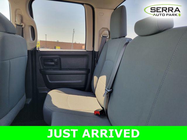 2019 Ram 1500 Classic Express Quad Cab 4x4 6'4" Box