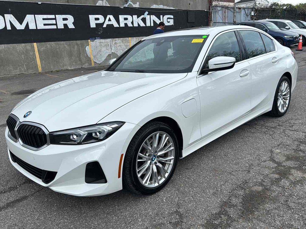 Black Sapphire Metallic 2024 BMW 3 Series 330e Hybrid Plug-in RWD Sedan Rear-Wheel Drive Automatic