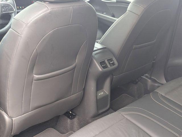 2023 Buick Envision Essence AWD